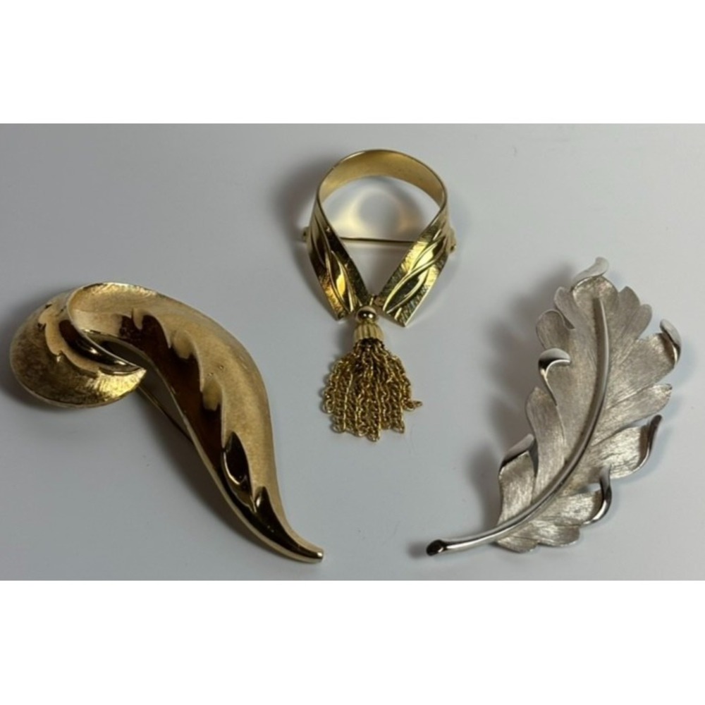 Brooch Lot Vintage Hobe‎ Trifari Silver Gold Tone Leaves Unique Collar Design